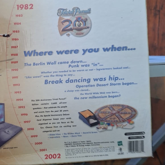 Trivial Pursuit 20th Anniversary edition NIB - Picture 9 of 10